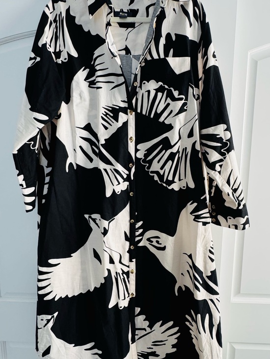 Anthropologie Dresses & Skirts - Anthropologie Black & Cream Bird-Print Longline Button-Down Shirt Dress sz 1X